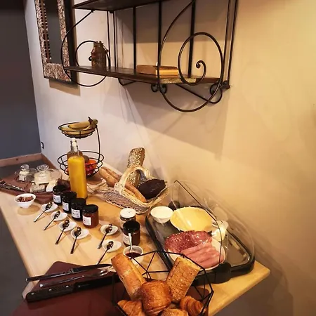 Hotell Restaurant L'arbre A Pain