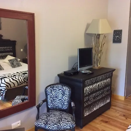 Szálloda L'arbre A Pain 3*