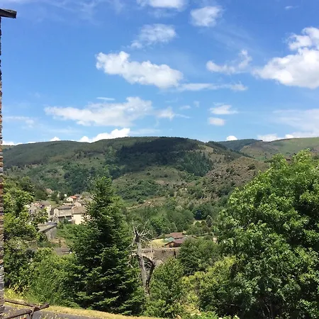 Szálloda L'arbre A Pain