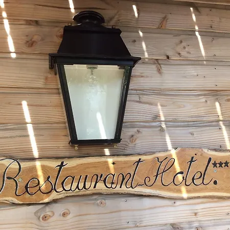 L'arbre A Pain Szálloda 3*